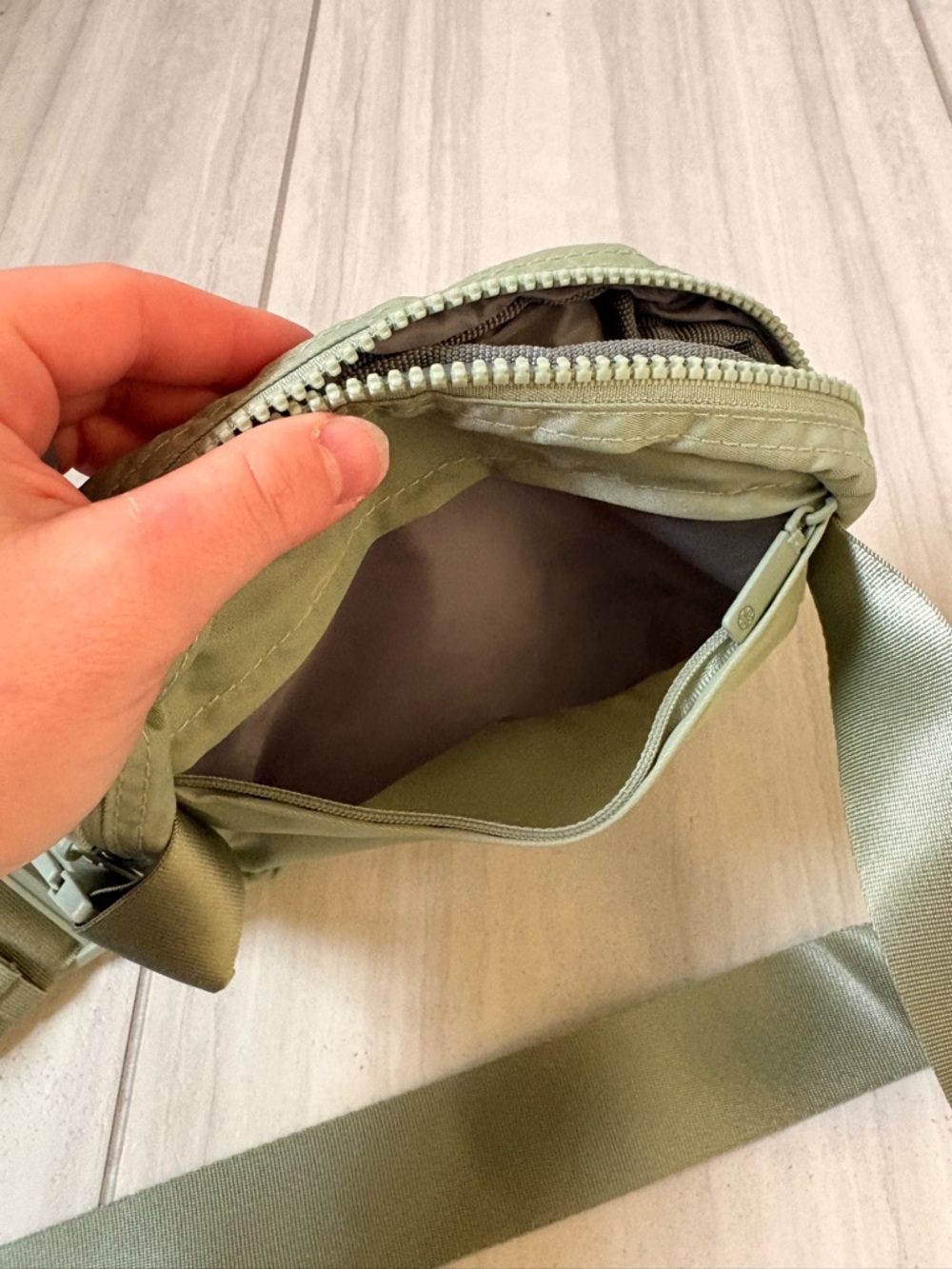 GAIAM Sage Green Crossbody Bag - Picture 6 of 7